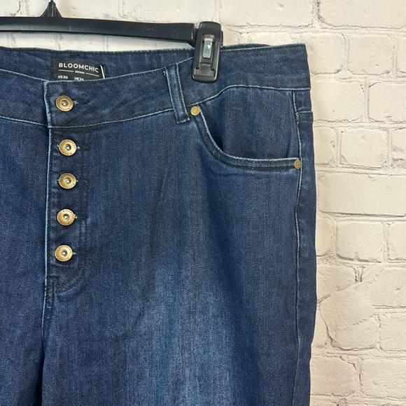 BloomChic Dark Blue Button Fly High Rise Bootcut Jeans Plus Size 20 - Picture 3 of 5